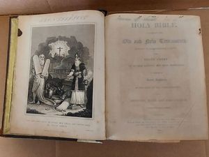 The Holy Bible  - Auction Old books - Digital Auctions