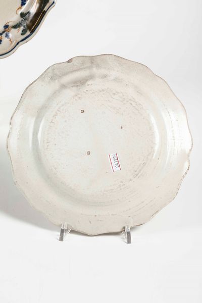 Quattro piatti. Savona, XVIII-XIX secolo  - Auction Ceramics | Cambi Time - Digital Auctions