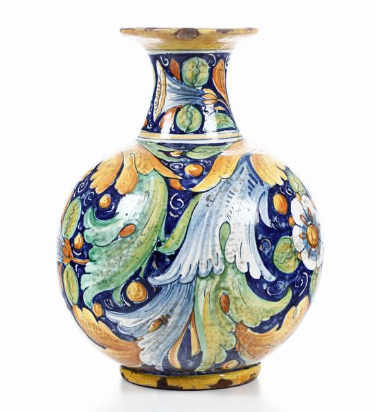 Bottiglia alla maniera di Venezia del 500. Italia centrale, XX secolo  - Asta Ceramiche | Cambi Time - Digital Auctions