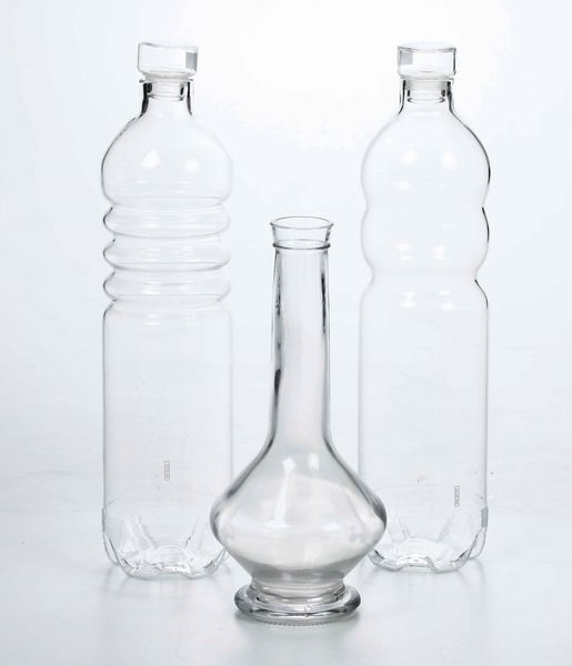 2 bottiglie di vetro con tappi  - Auction Antiques | Cambi Time - Digital Auctions