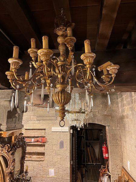 Lampadario in legno laccato  - Auction Antiques | Cambi Time - Digital Auctions