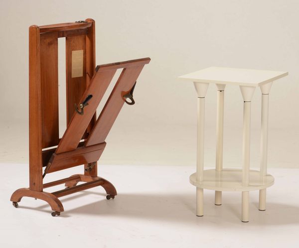 Servo muto e tavolino moderno  - Auction Antiques | Cambi Time - Digital Auctions