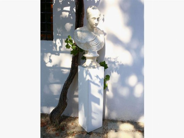 Busto femminile classico in gesso  - Asta Stile toscano: curiosit da una residenza di campagna - Digital Auctions
