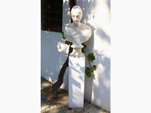 Busto femminile classico in gesso  - Asta Stile toscano: curiosit da una residenza di campagna - Digital Auctions