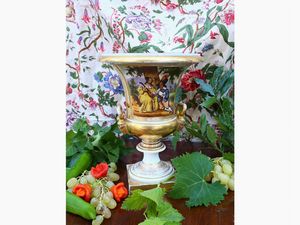 Vaso mediceo in porcellana  - Asta Stile toscano: curiosit da una residenza di campagna - Digital Auctions