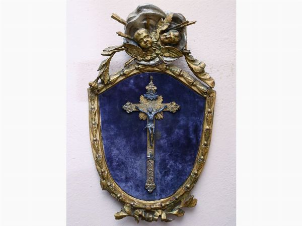 Silver crucifix  - Auction Furniture and Paintings from the Ancient Fattoria Franceschini, partly from Villa I Pitti - Digital Auctions