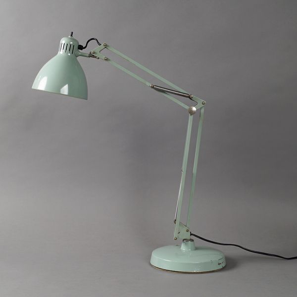 Arne Jacobsen prod. Naska Loris  - Auction Design and 20th Decorative Arts - Digital Auctions